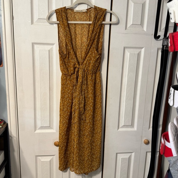 Liberty Love Other - Liberty Love Size Large - Mustard Floral Sleeveless Sheer Kimono with Tie Waist